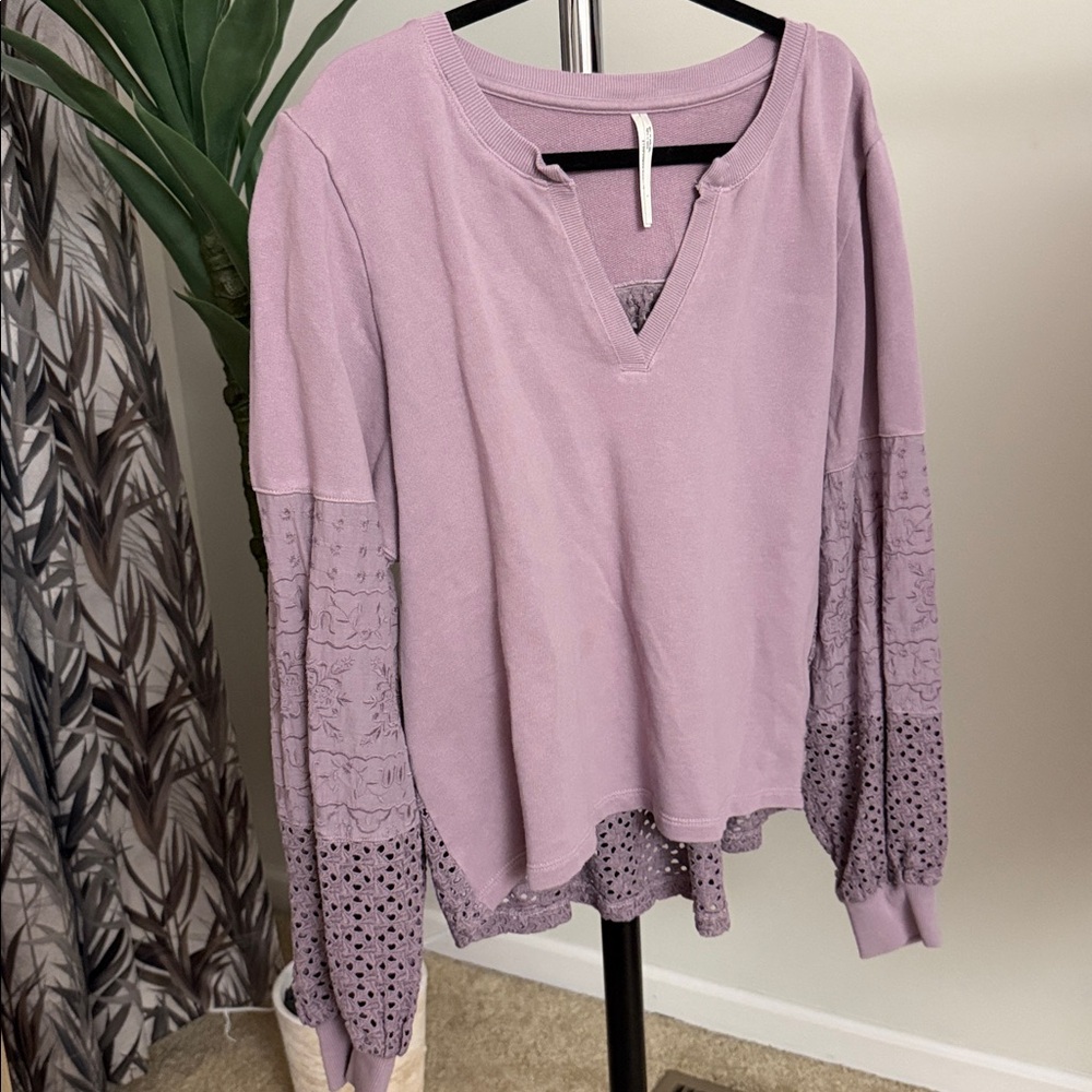 Anthropologie Top Eyelet Sweatshirt Sweater 100% Cotton Lavender large - Picture 3 of 5